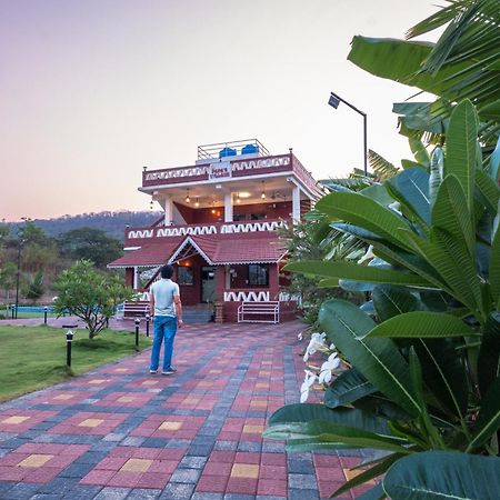 Vibe Meadows Villa With Private Swimming Pool Near Kashid Beach Ngoại thất bức ảnh